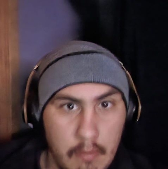 Meet your Posher, Josh - Picture 1 of 1